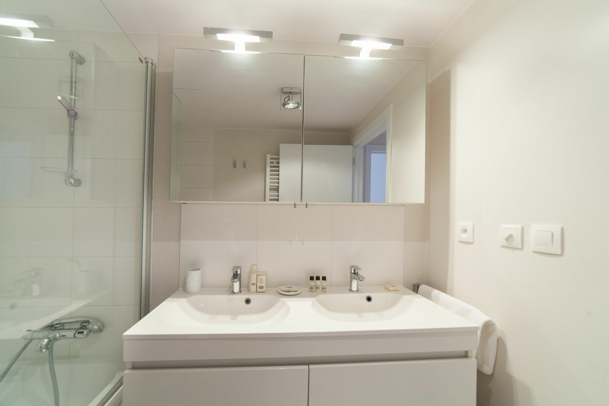 Sweet Inn Apartments - Major Rene Dubreucq Brussels Exterior photo