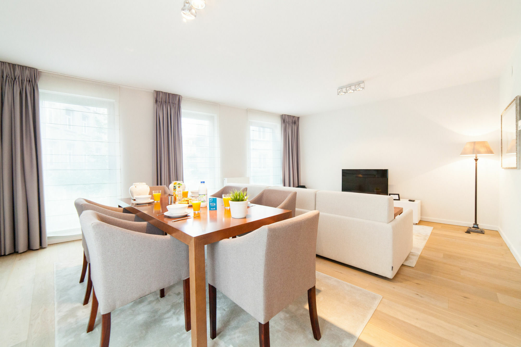 Sweet Inn Apartments - Major Rene Dubreucq Brussels Exterior photo