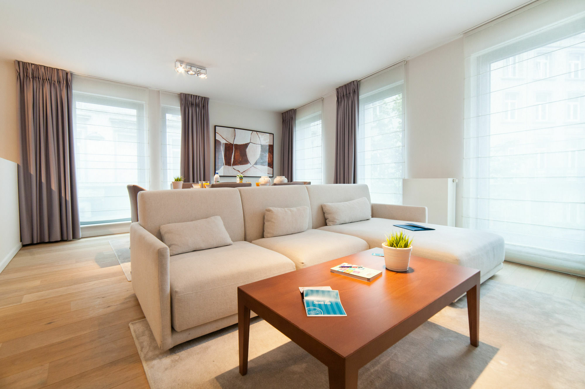 Sweet Inn Apartments - Major Rene Dubreucq Brussels Exterior photo